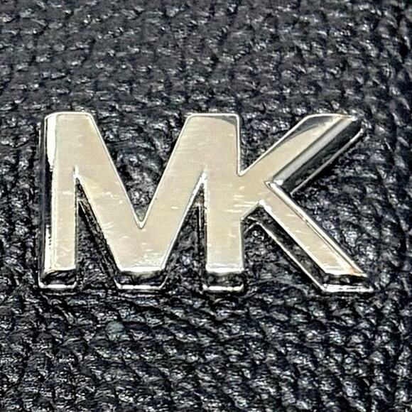 MICHAEL KORS Black Leather Tote Bag - “Ana” - Perfect Lux Designer Everyday Bag! - Picture 10 of 11